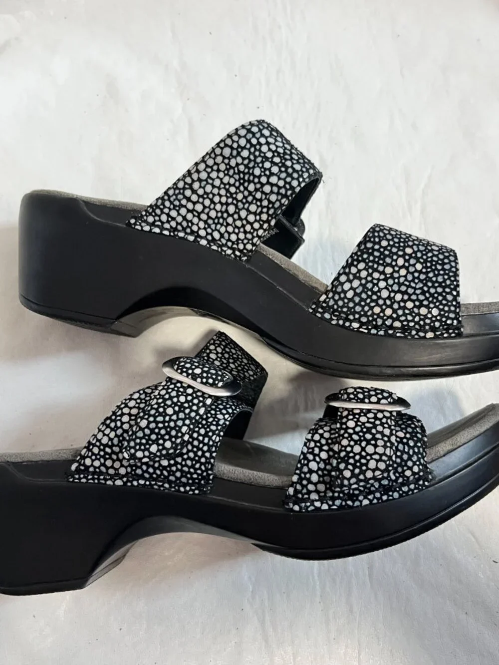 Dansko sandals Sophie black white pebble dot 39 8.5 9 two strap slide clog